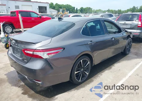 2018 Toyota Camry Xse V6 z USA, uszkodzony, nr VIN 4T1BZ1HK9JU003477